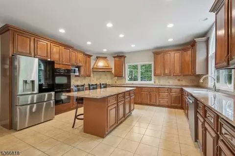 190 Main St, Union Twp, NJ 08827 photo 9