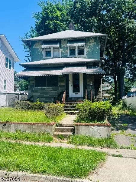 81 Franklin Rd, Teaneck, NJ 07666