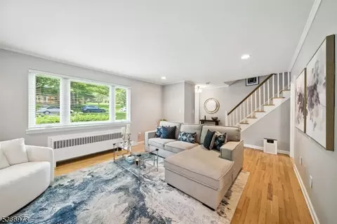 29 Troy Dr, Springfield, NJ 07081 photo 9
