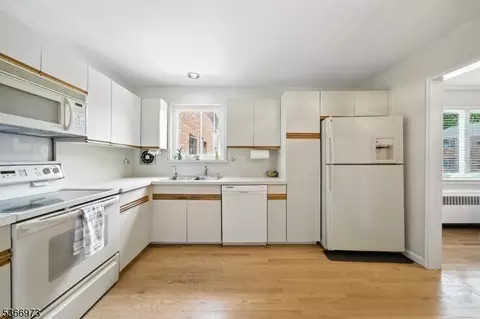 29 Troy Dr, Springfield, NJ 07081 photo 13