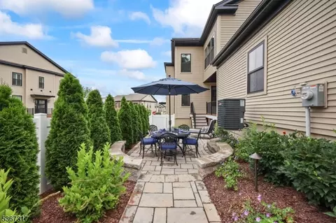 15 E Hartwick Dr, Skillman, NJ 08558 photo 41