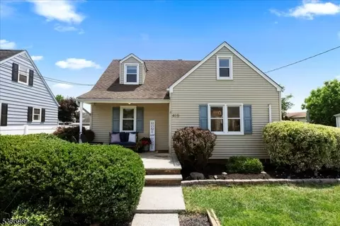 415 W Frech Ave, Manville, NJ 08835