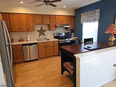 257 Harvard Dr, Hackettstown, NJ 07840 photo 6