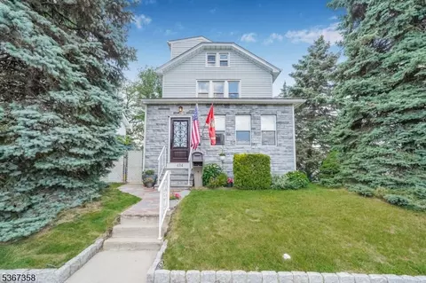 434 3rd Ave, Lyndhurst, NJ 07071