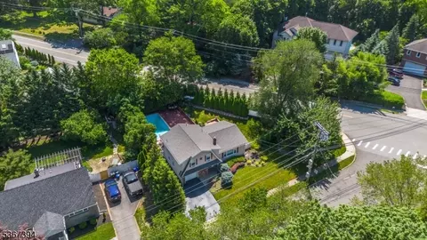8 Thomas Ter, Wayne, NJ 07470 photo 43