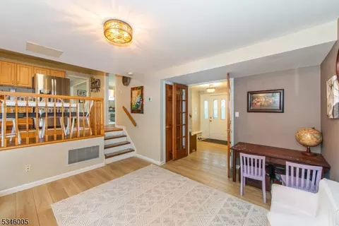8 Thomas Ter, Wayne, NJ 07470 photo 16