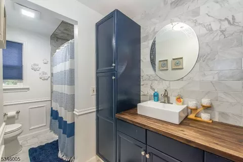 8 Thomas Ter, Wayne, NJ 07470 photo 27