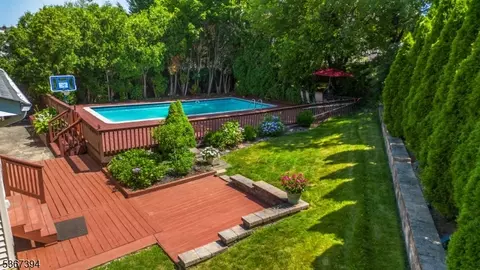 8 Thomas Ter, Wayne, NJ 07470 photo 2