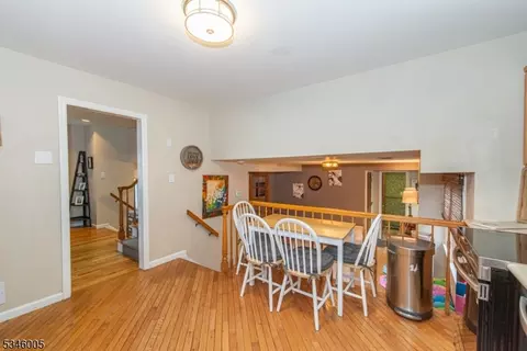 8 Thomas Ter, Wayne, NJ 07470 photo 10