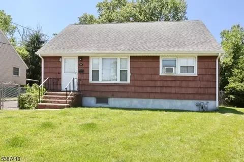 51 Dianne Ct, Clifton, NJ 07012