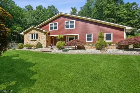 49 Coleman Hill Rd, Washington Twp, NJ 07882