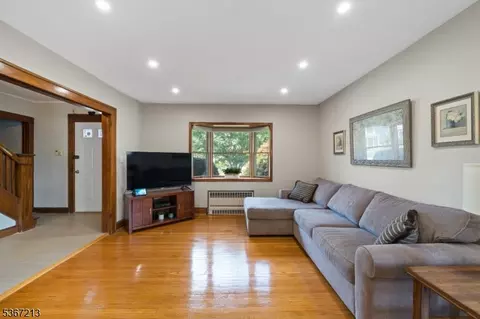 147 Grant Ave, Nutley, NJ 07110 photo 8