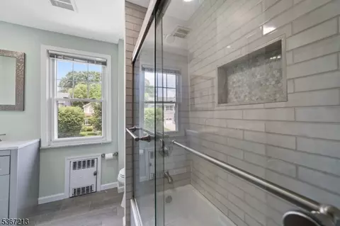 147 Grant Ave, Nutley, NJ 07110 photo 29