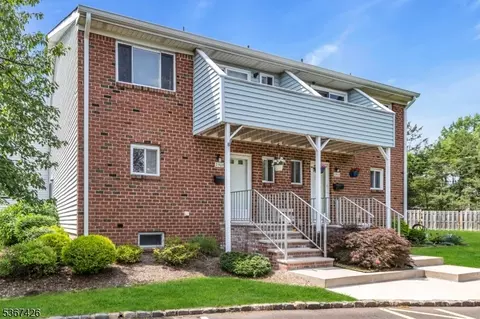 2507 Balmoral Ct, Hillsborough, NJ 08844