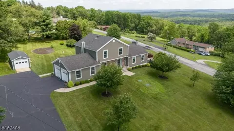 20 Scenic Dr, Fredon Twp, NJ 07860