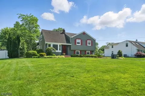 7 Claudia Rd, Hillsborough, NJ 08844