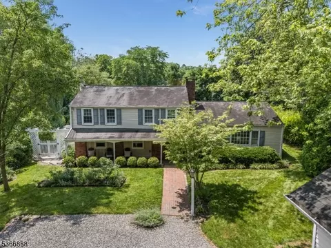 59 Brunswick Ave, Lebanon, NJ 08833
