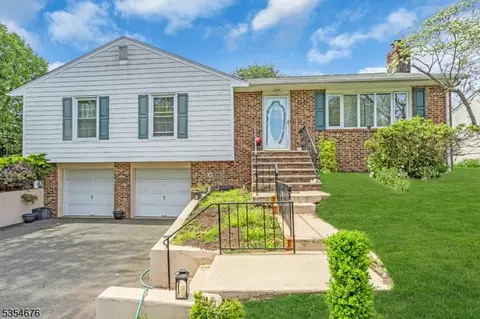 442 Stalevicz Ln, Rahway, NJ 07065