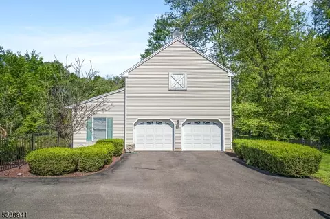 21 Partridge Rd, Flemington, NJ 08822 photo 5