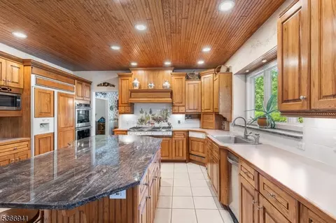 21 Partridge Rd, Flemington, NJ 08822 photo 9