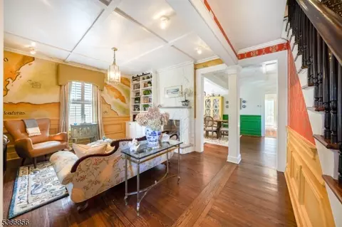 8 Lafayette Ave, Summit, NJ 07901
