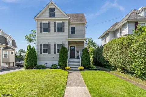 36 E Grant Ave, Roselle Park, NJ 07204