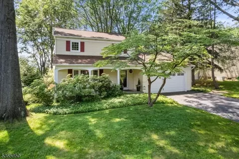 7 Jane Ln, High Bridge, NJ 08829