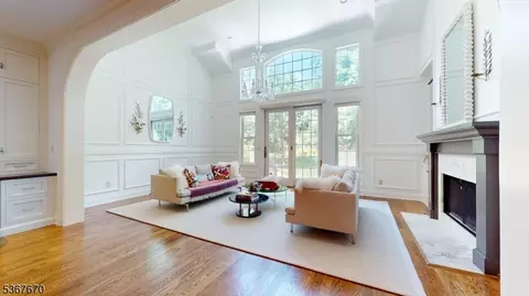 15 Poplar Ln, Chatham Twp, NJ 07928