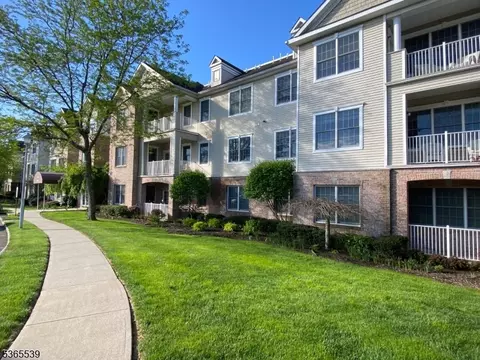 13 Ridgeview Ln #13, Mount Arlington, NJ 07856