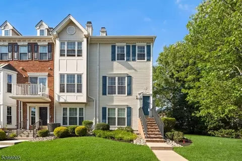 4106 Dilts Ln, Bridgewater, NJ 08807