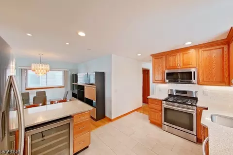 112 Devon Ter, Kearny, NJ 07032 photo 16