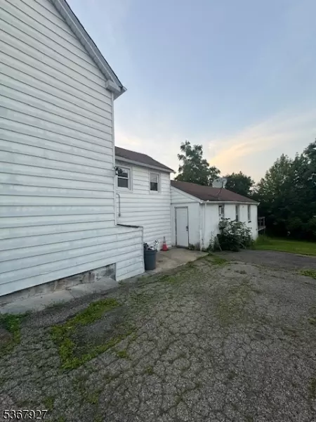 17 Grant St, Dover, NJ 07801 photo 3
