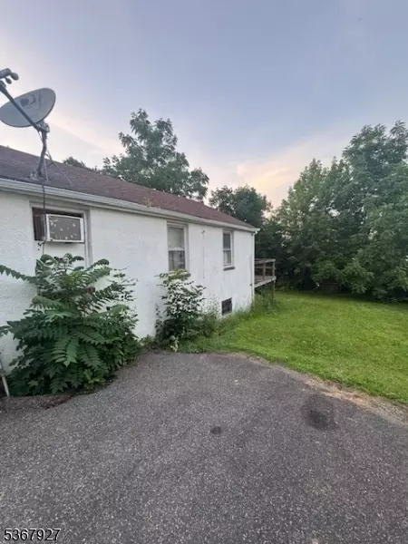 17 Grant St, Dover, NJ 07801 photo 5
