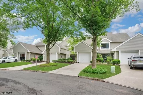 92 Hagerman Ct #92, Bridgewater, NJ 08807