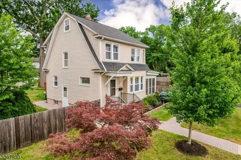 122 Coleman St, Middlesex, NJ 08846 photo 2