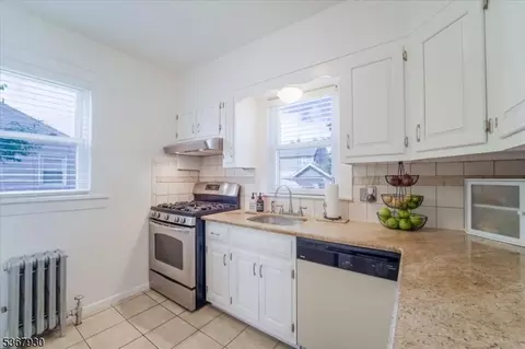 122 Coleman St, Middlesex, NJ 08846 photo 10