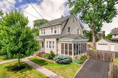 122 Coleman St, Middlesex, NJ 08846