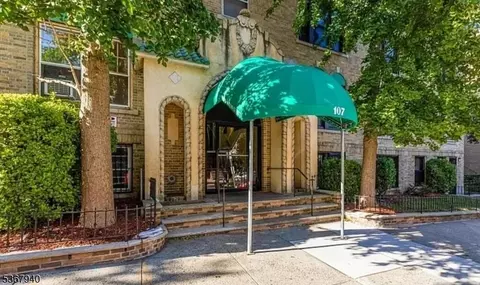107 Kensington Ave #104A, Jersey City, NJ 07304