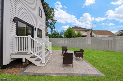 1 Crescent Rd, Wallington, NJ 07057 photo 34