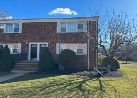 18 Dartmouth Ave #1A, Bridgewater, NJ 08807