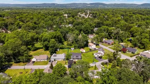 27 Laytham Dr, Wayne, NJ 07470 photo 43