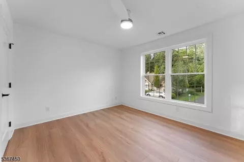 27 Laytham Dr, Wayne, NJ 07470 photo 22