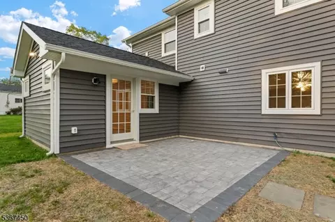 27 Laytham Dr, Wayne, NJ 07470 photo 31