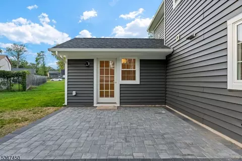 27 Laytham Dr, Wayne, NJ 07470 photo 32