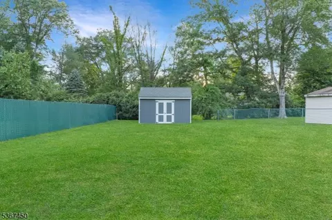 27 Laytham Dr, Wayne, NJ 07470 photo 33