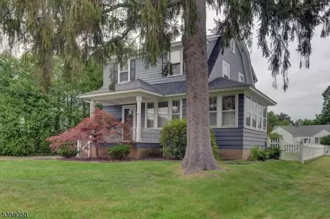 48 Sherman Ave, Pompton Plains, NJ 07444