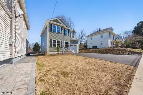 17 Church St, Netcong, NJ 07857