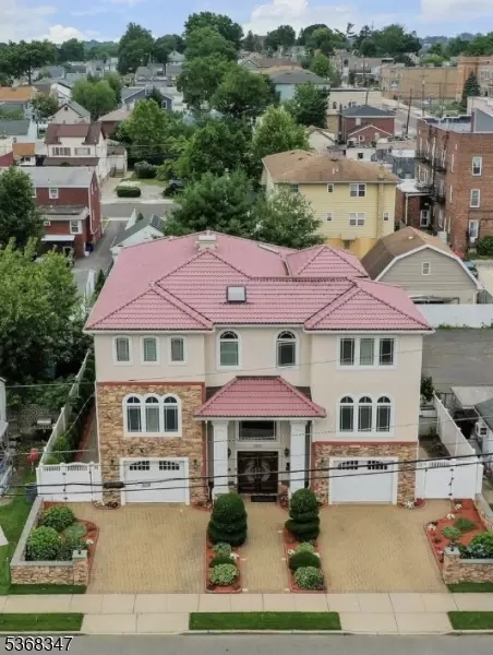 249-251 Sanford Ave, Lyndhurst, NJ 07071