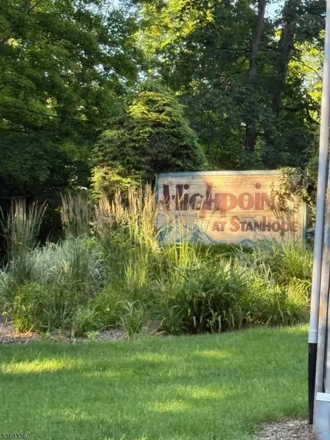 13237 Dell Pl #237, Stanhope, NJ 07874
