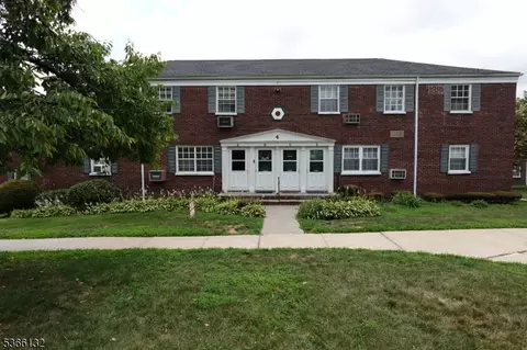4 W Roselle Ave # A, Roselle Park, NJ 07204